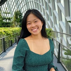 Meet your Posher, Julia